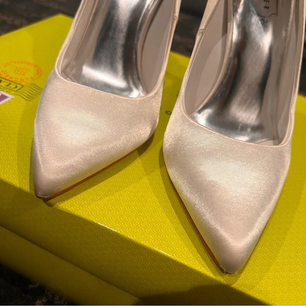 LIKE NEW TED BAKER LONDON MIEON STILETTOS IN LIGHT CREAM - WORN ONCE INDOORS! - Picture 6 of 16